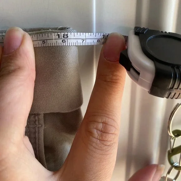 MARKS AND SPENCER Stormwear Pale Green Chino Shorts size 36In Mens Summer - Picture 3 of 10